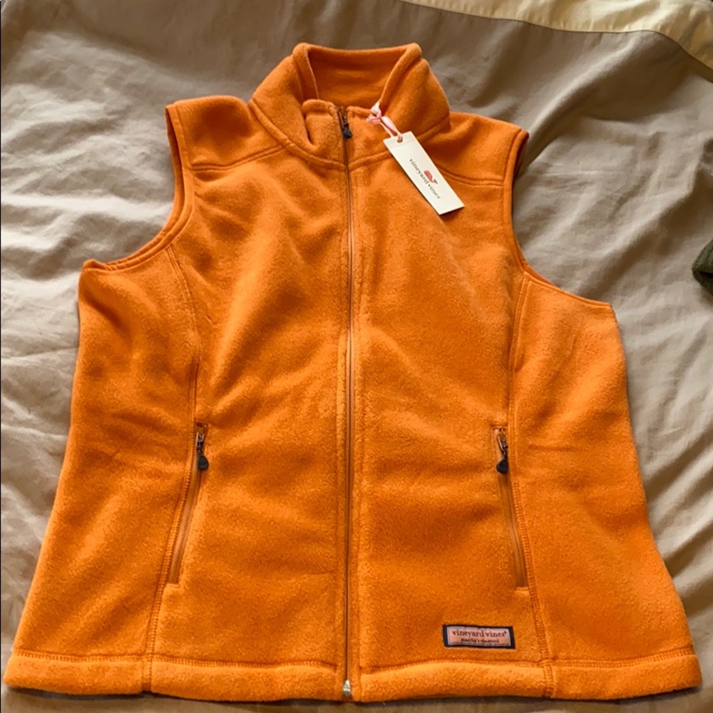 NWT Vineyard Vines Vest